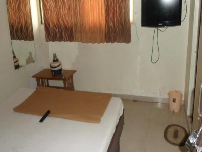 Atithi Hotel