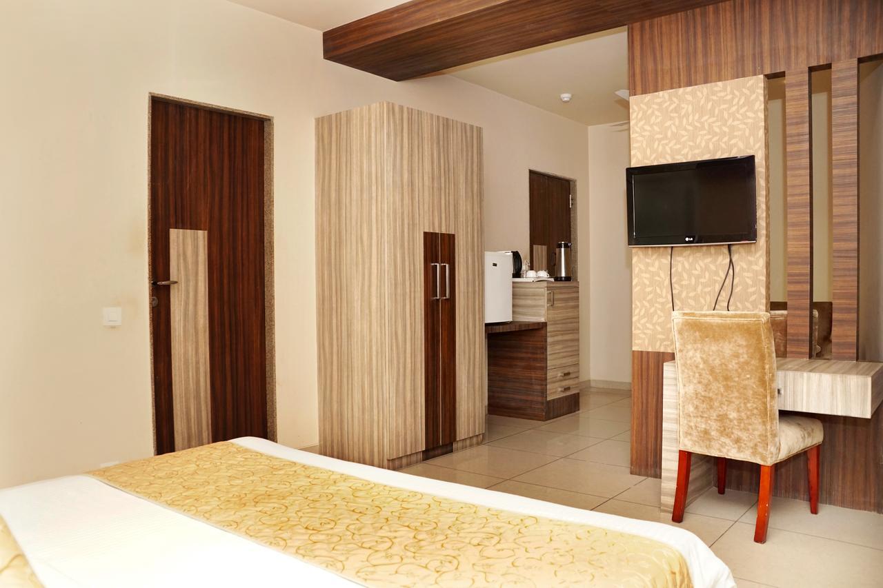 Hotel Gormoh Ahmedabad