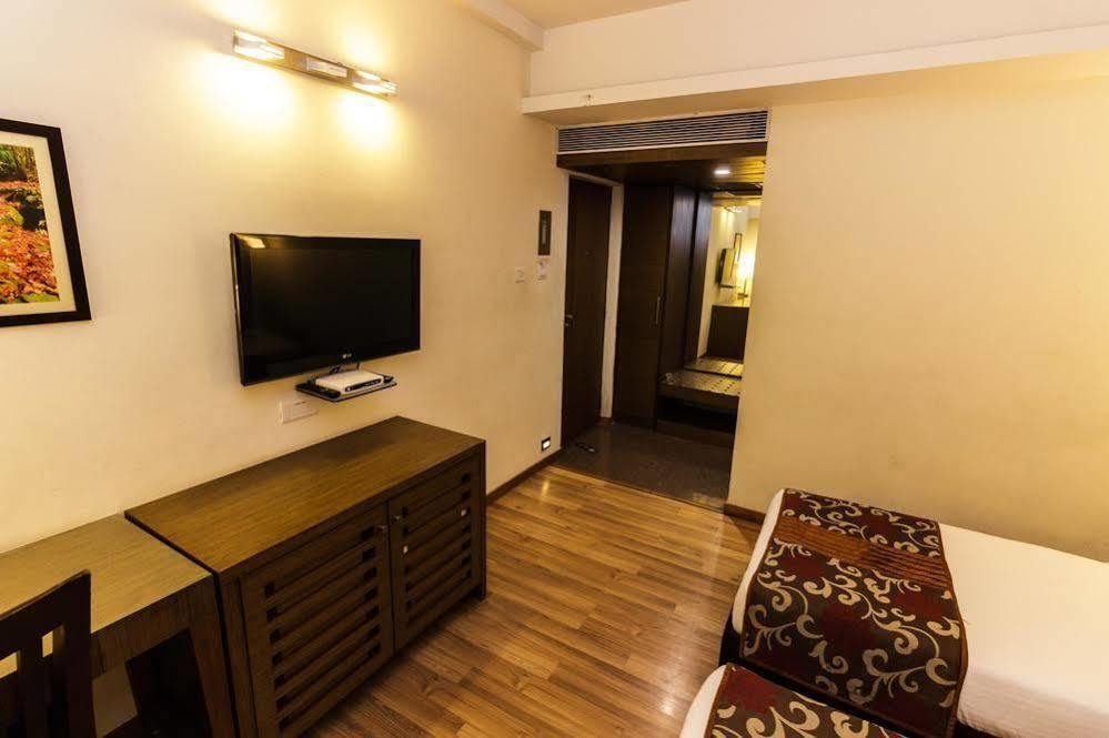 Hotel Oyo Premium Vastrapur 3*