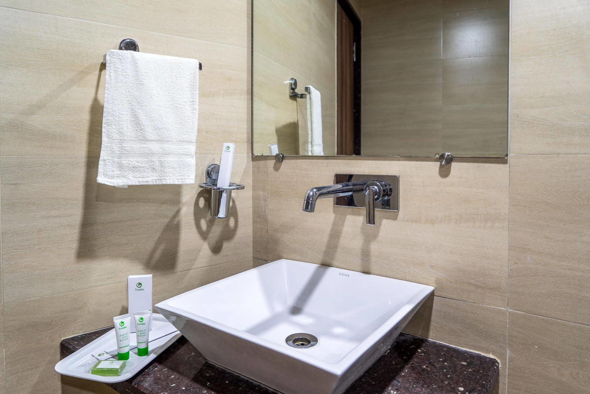 Treebo Unity Hotel 3*