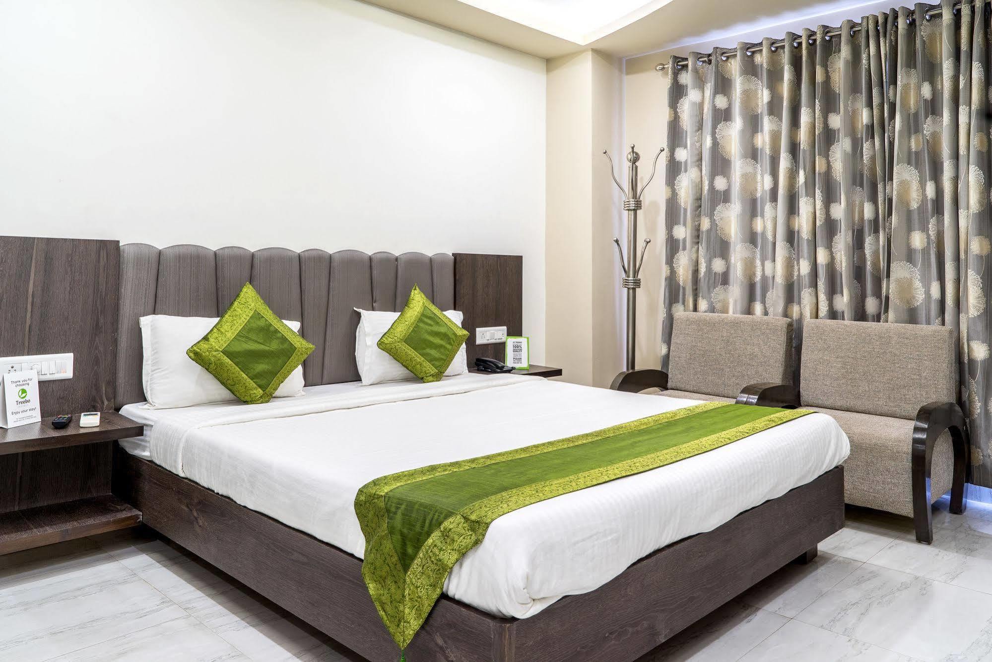 Treebo Unity Ahmedabad
