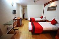 Oyo Income Tax Ashram Road 2 3*