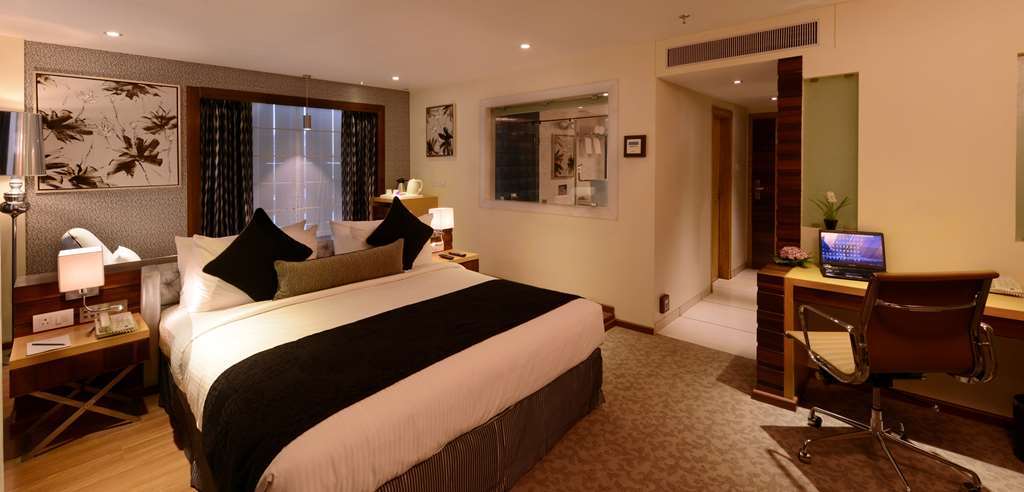 Tulip Inn, 3*