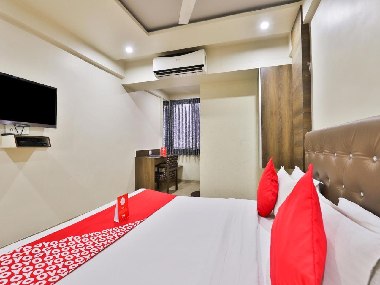 Hotel Oyo 959 Manila 3*