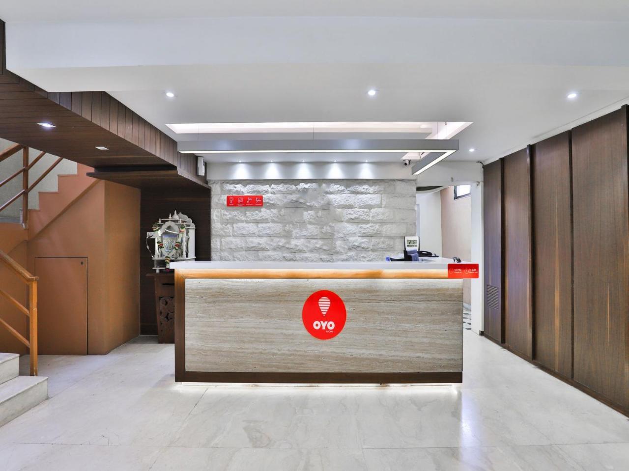 Hotel Oyo 959 Manila Ahmedabad