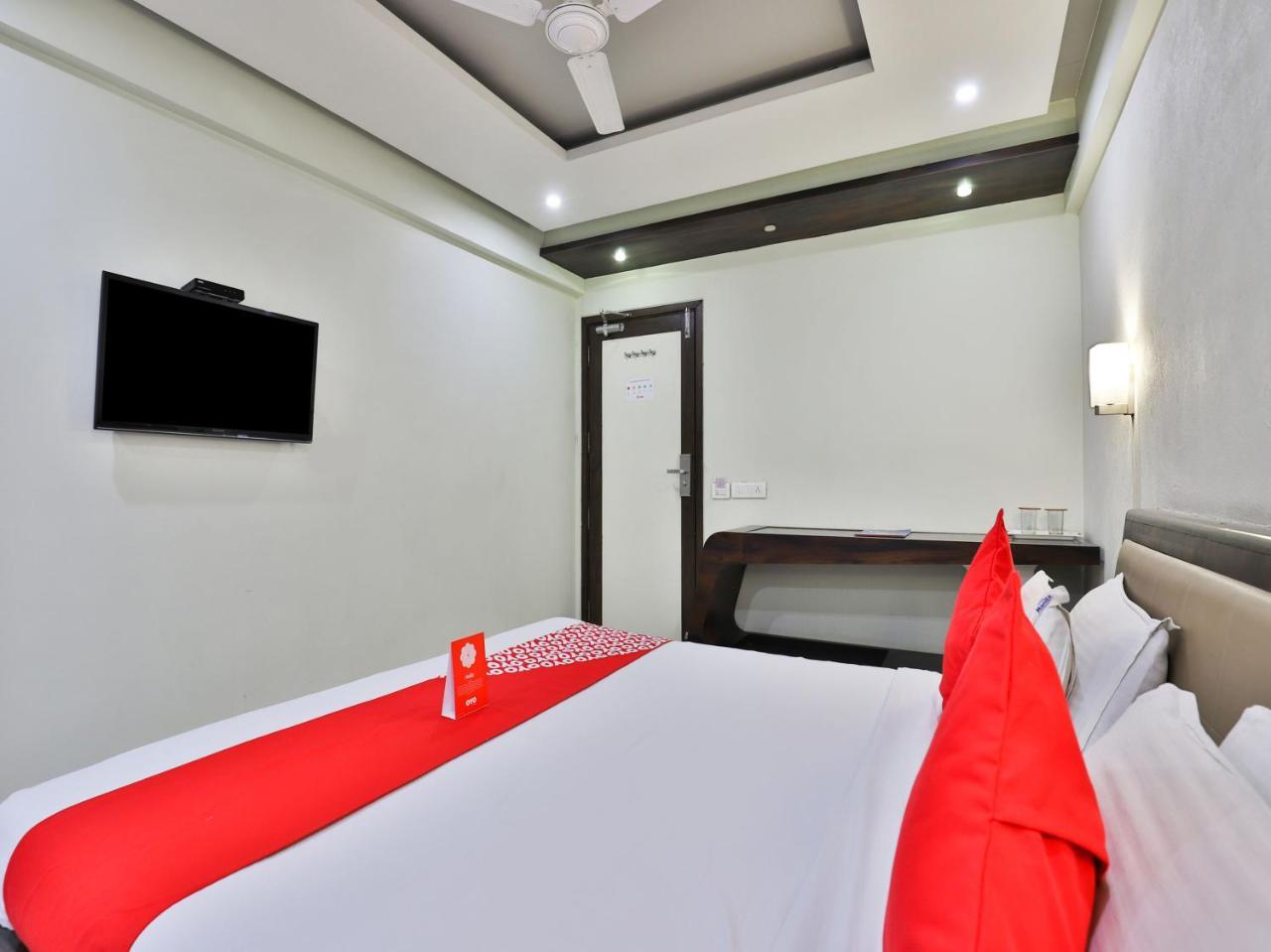 Oyo 959 Manila 3* Ahmedabad