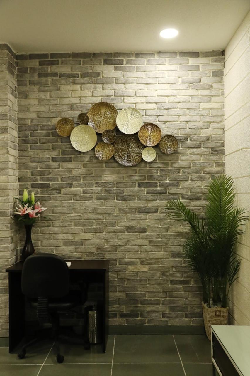 Tribecca Select Hotel Ahmedabad