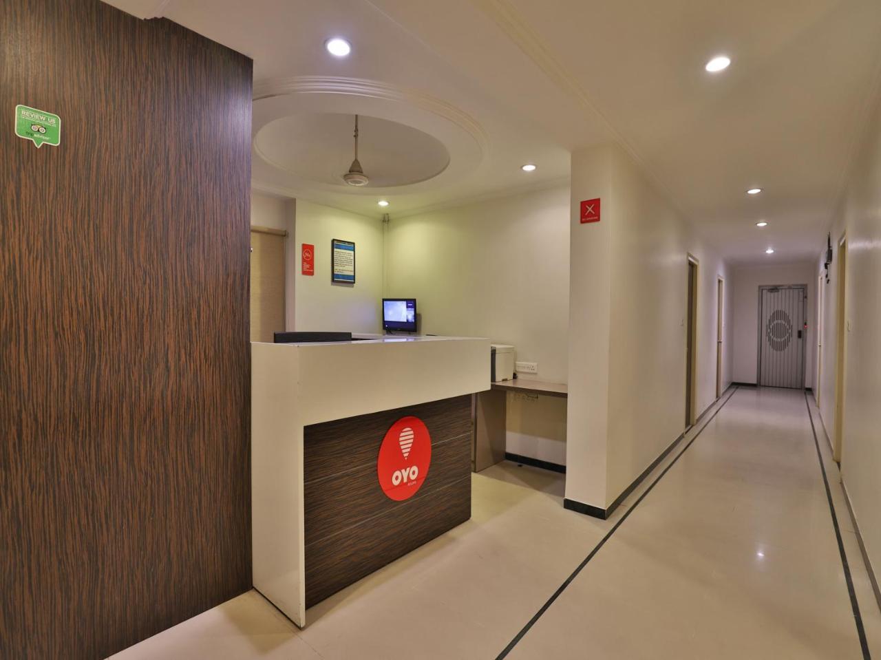 Hotel Oyo 10044 Dudawat 3*
