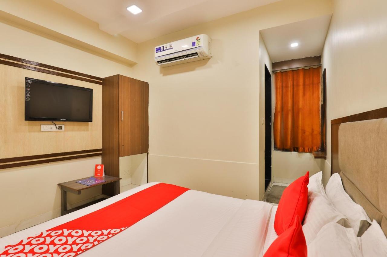 Oyo 15833 Hotel Neelkanth Palace Hotel Ahmedabad