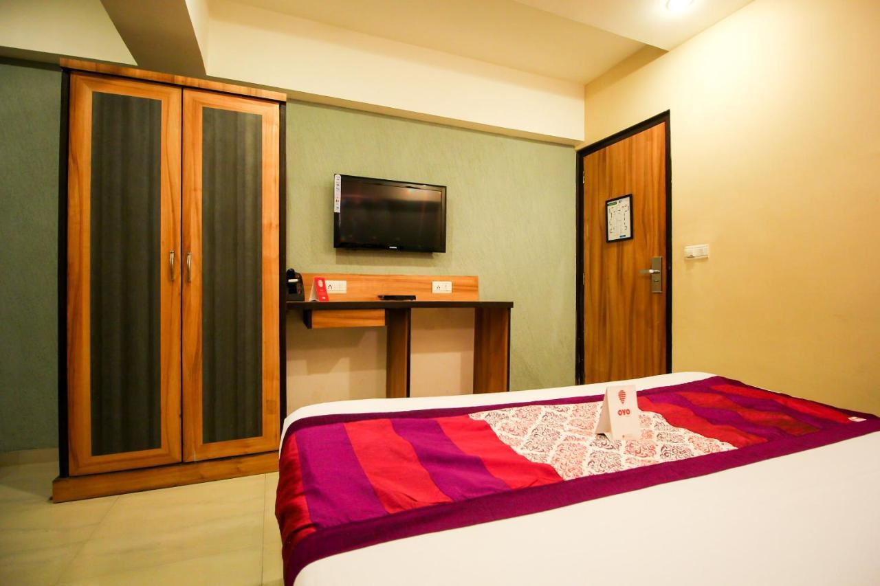 Oyo 8786 Maan Residency Hotel 3*