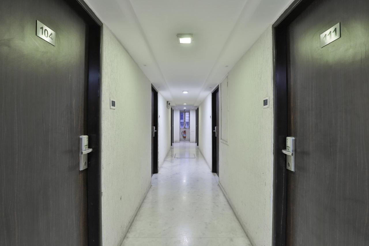 Oyo 2351 Golden Plaza Hotel