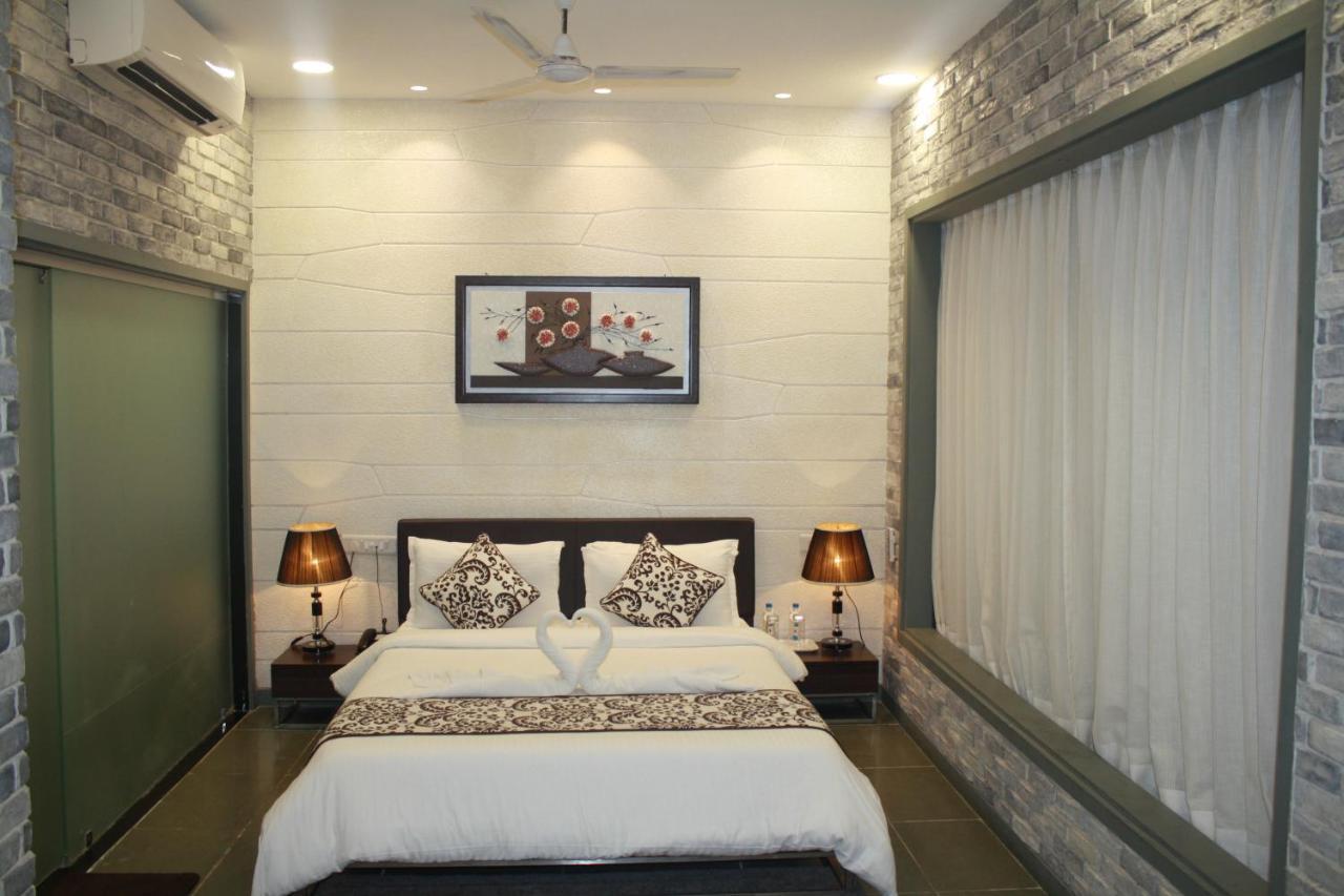 Tribecca Select Hotel