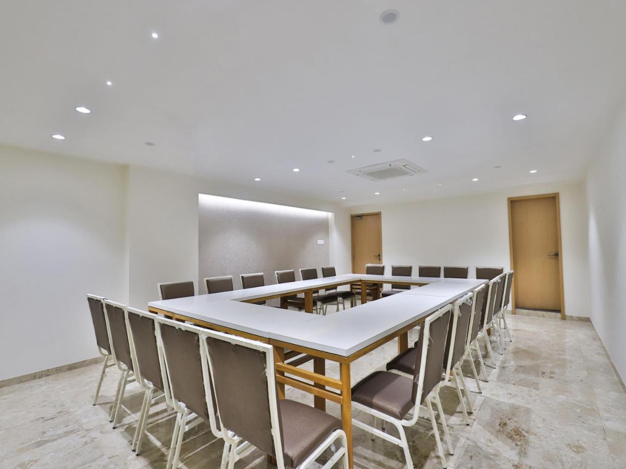 Oyo 4161 Hotel Shailly Inn Hotel Ahmedabad