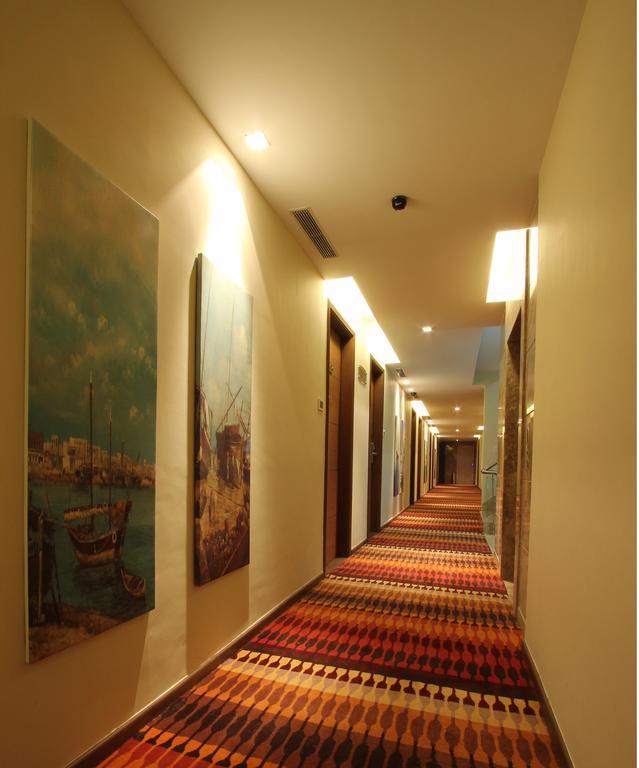 Riverview 3* Ahmedabad