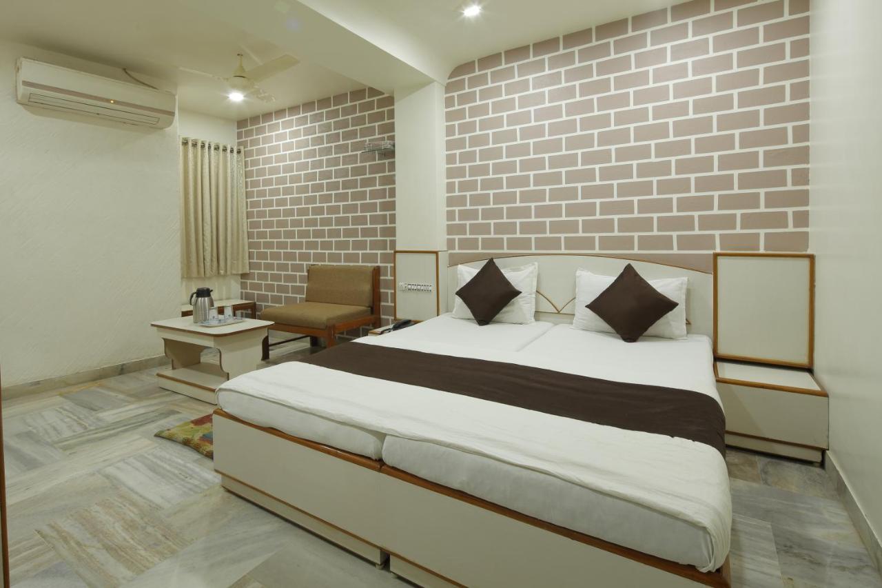 Hotel Good Night 2*
