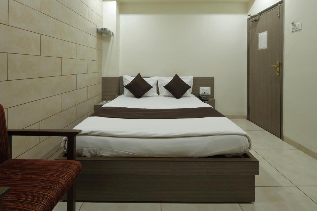 Good Night Hotel Ahmedabad