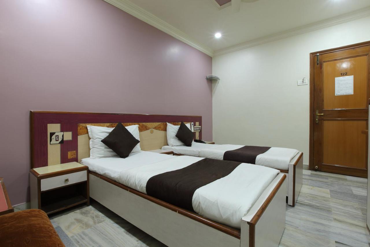 Hotel Good Night Ahmedabad
