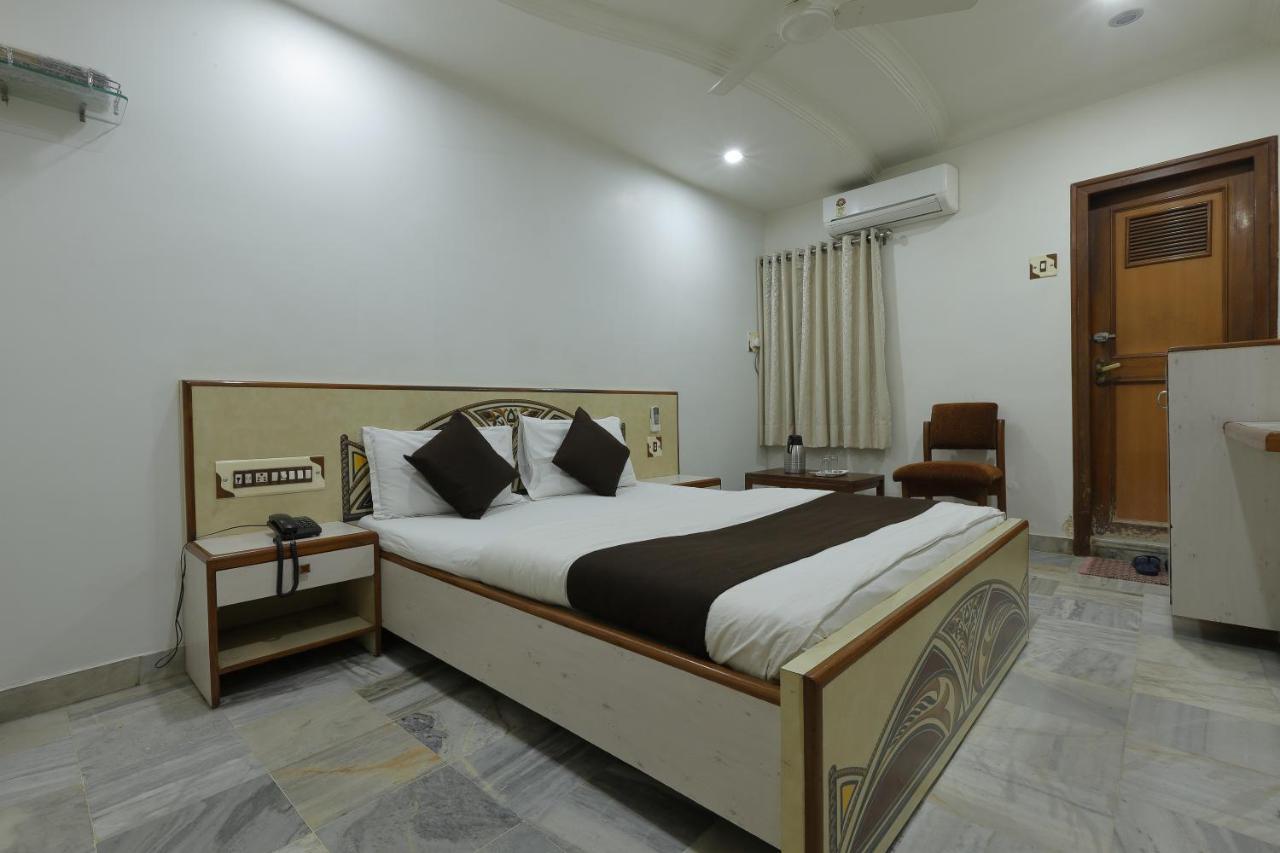 Hotel Good Night