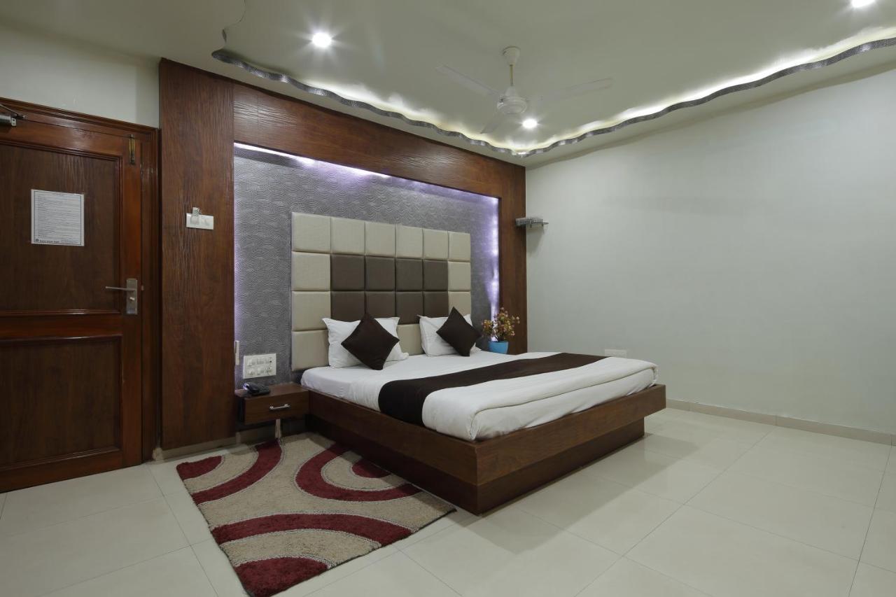 Hotel Good Night Ahmedabad