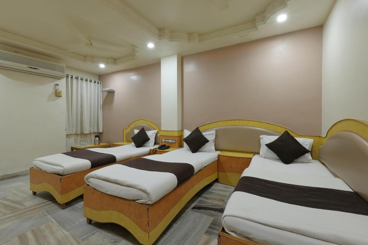 Good Night Hotel