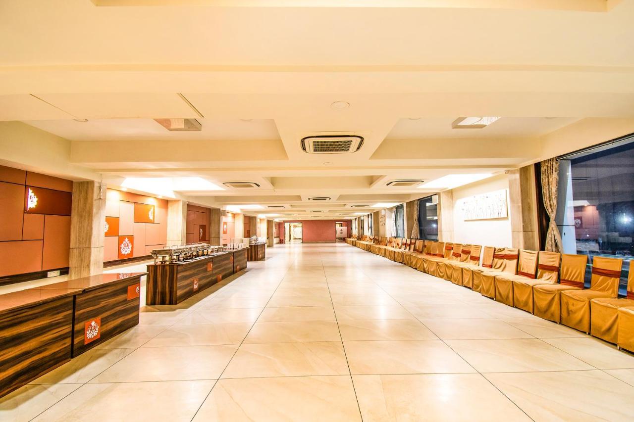 Fabhotel Flora Vastral 3* Ahmedabad