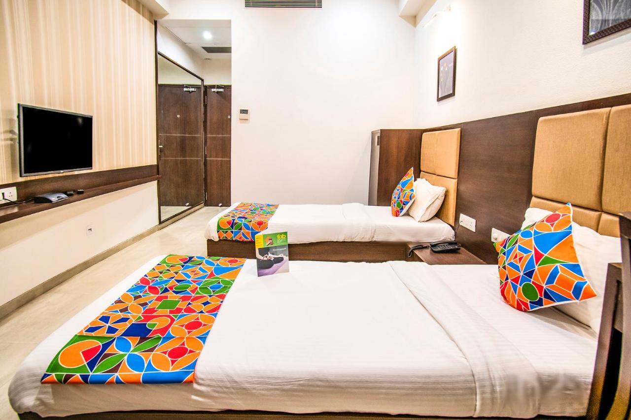 Hotel Fabhotel Flora Vastral 3*