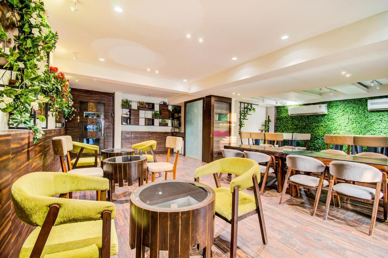 Hotel La365 Hotel Ahmedabad