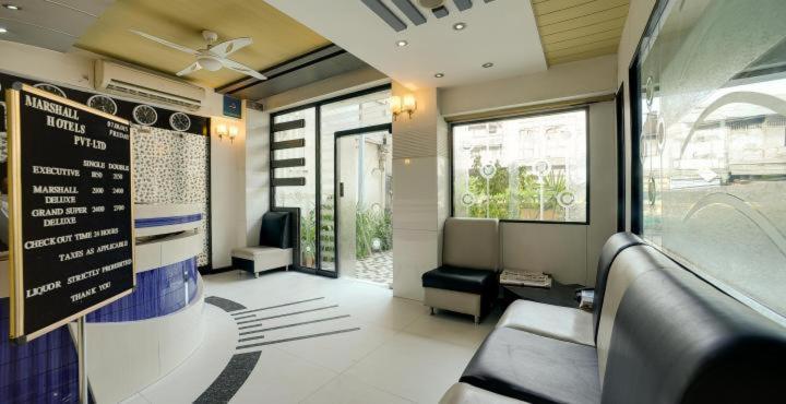 Hotel Capital O 978 Marshall The 2*