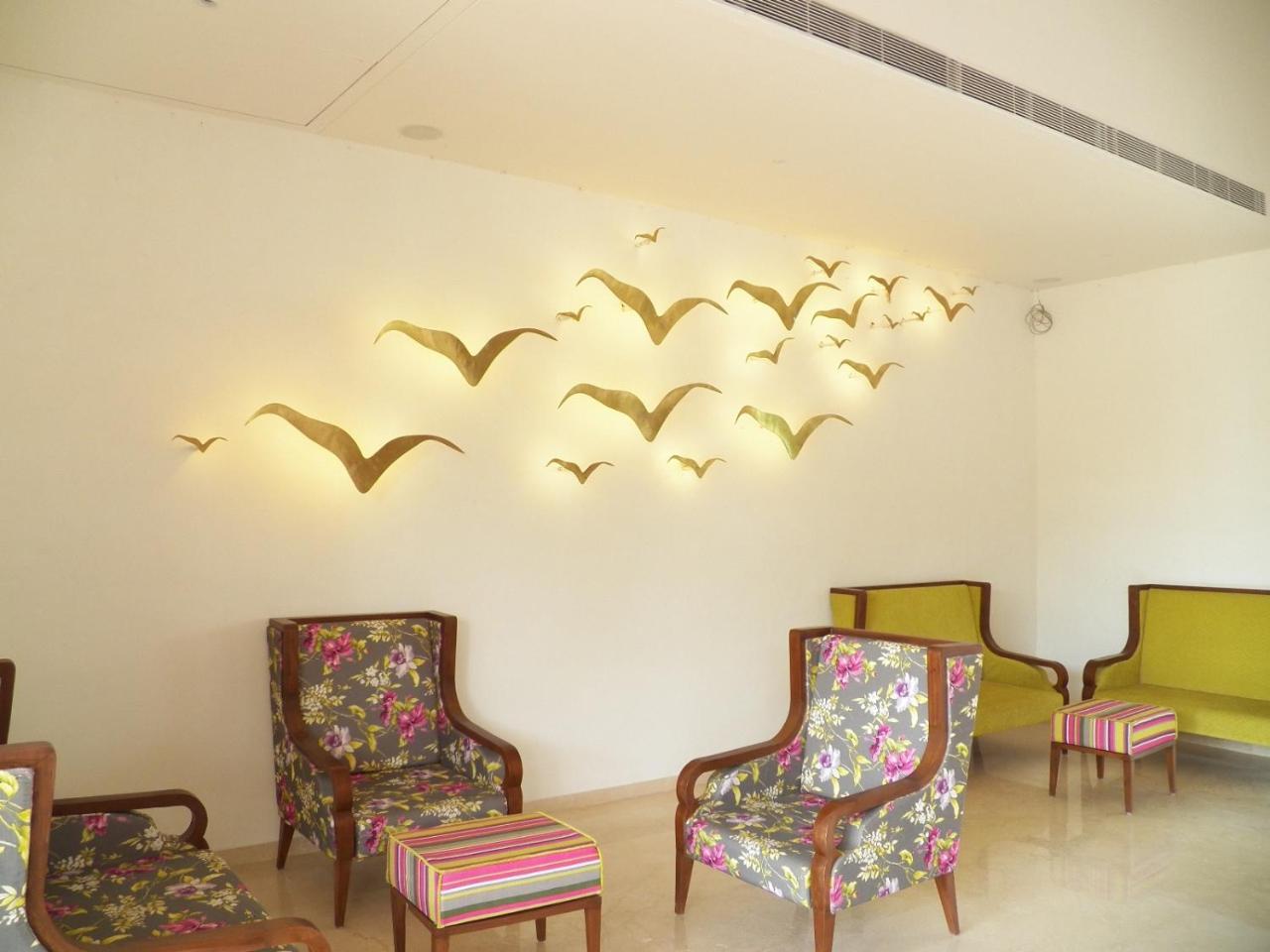Palm Greens Club,ahmedabad