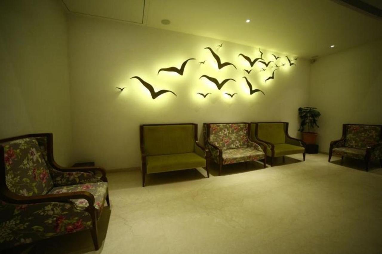 Palm Greens Club,ahmedabad 3*