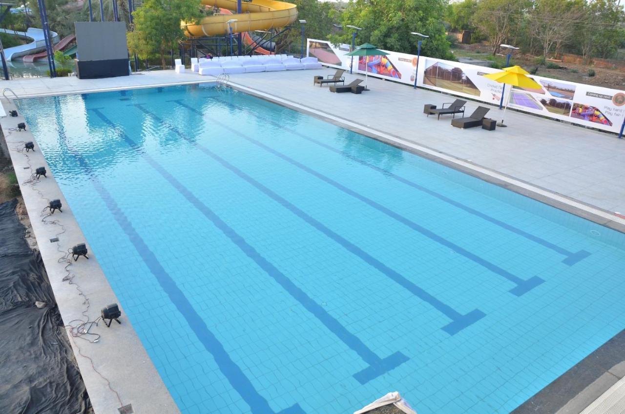 Resort Palm Greens Club,ahmedabad
