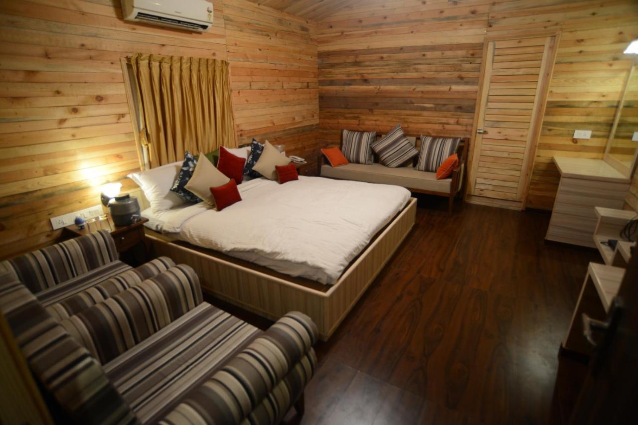 Palm Greens Club,ahmedabad Resort 3*