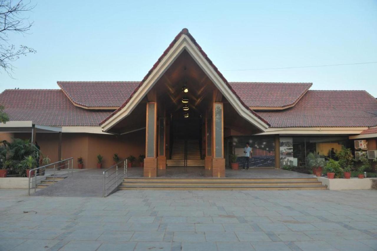 Palm Greens Club,ahmedabad Resort Ahmedabad