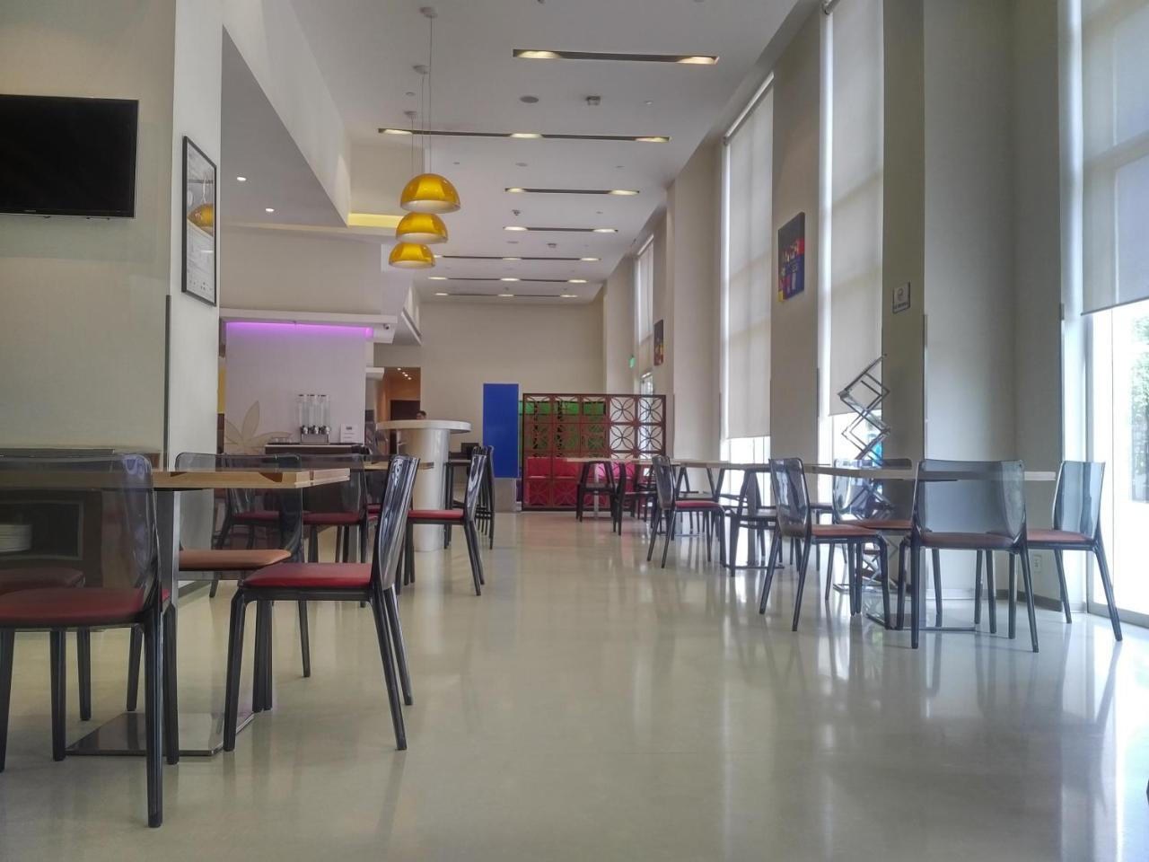 Duet Hotel, 4*