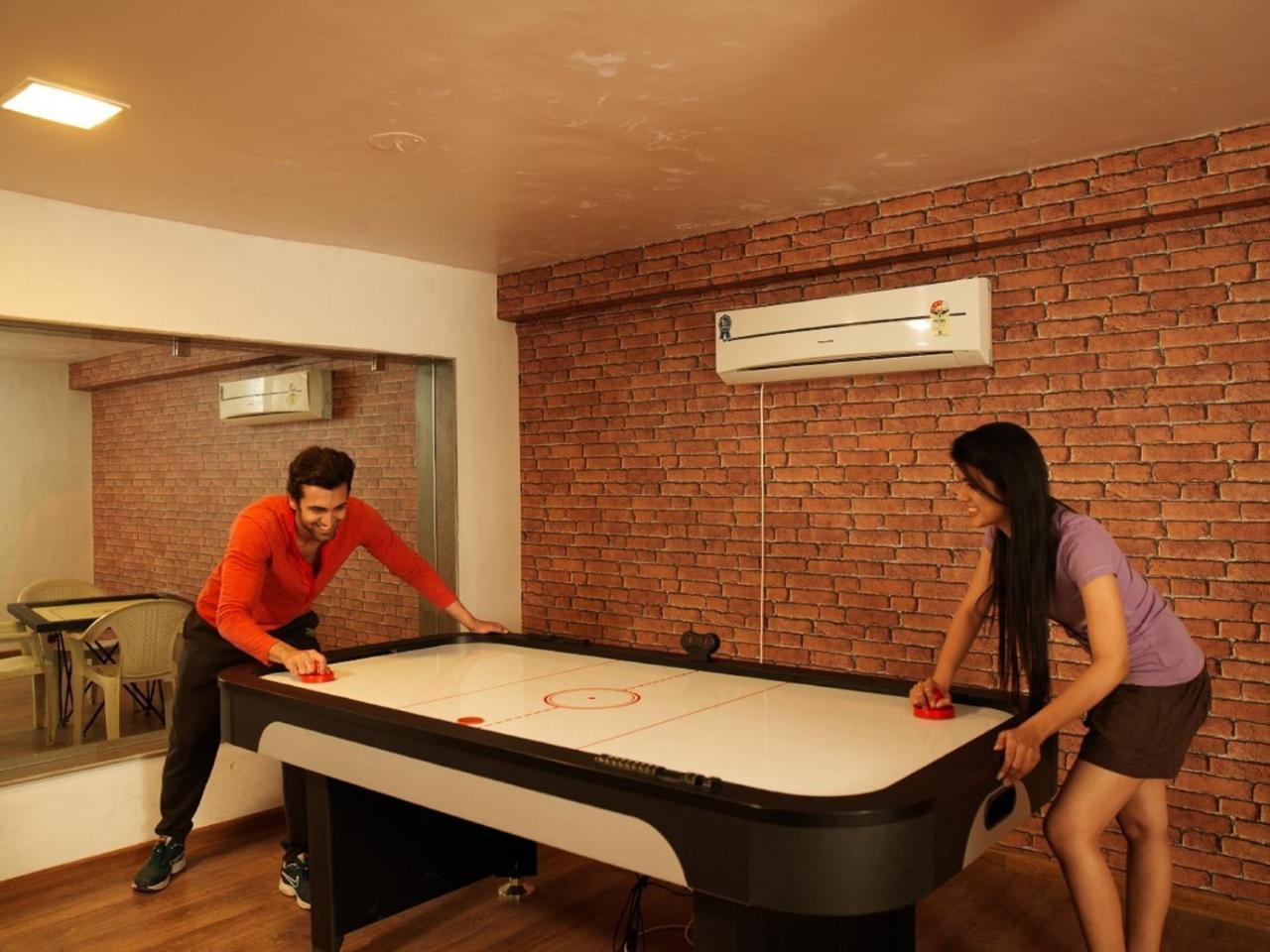 Palm Greens Club,ahmedabad