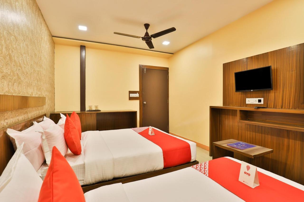 Oyo 12196 Mayur Park Residency Hotel 3*