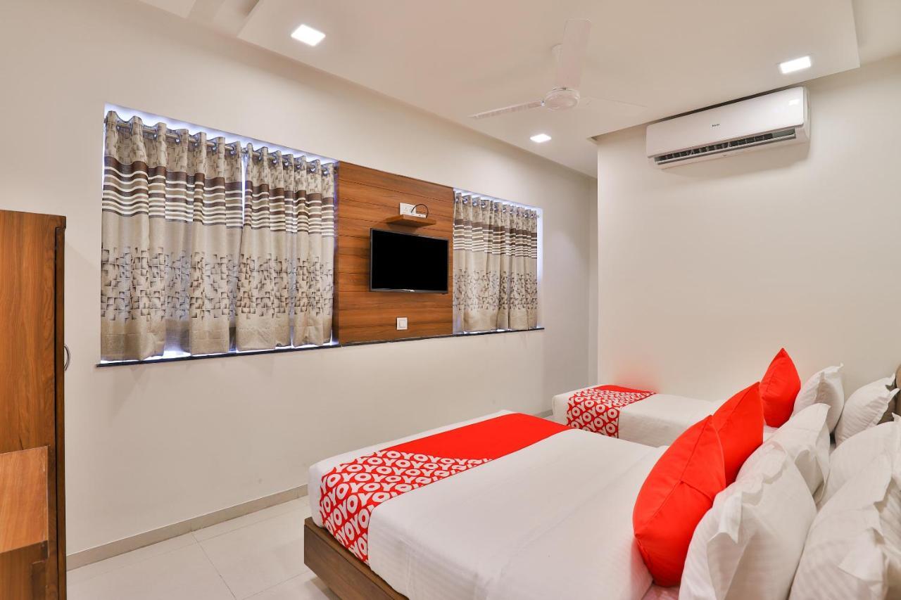 Hotel Oyo 19303 Sungold 3*