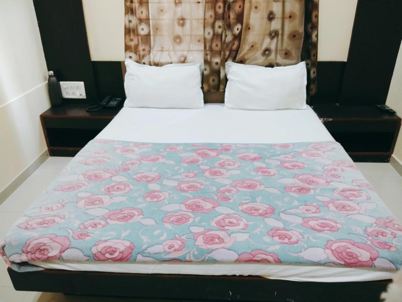 Hotel Krishna Palace