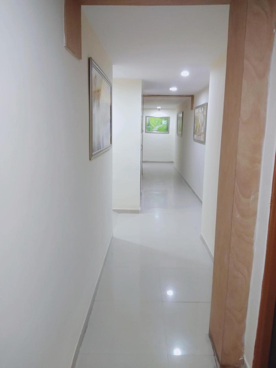 Krishna Palace Hotel 2*