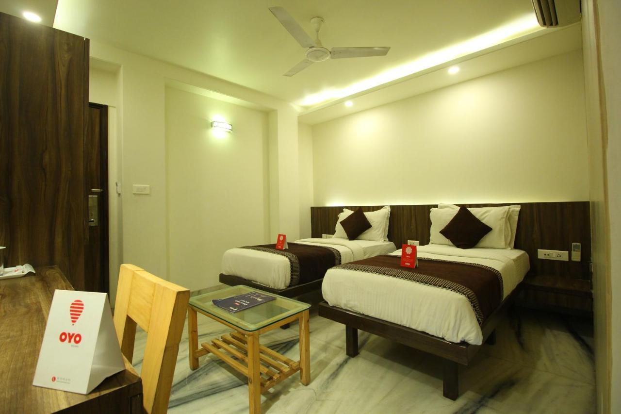 Hotel Oyo Flagship 312 Near Ashram Road Ahmedabad