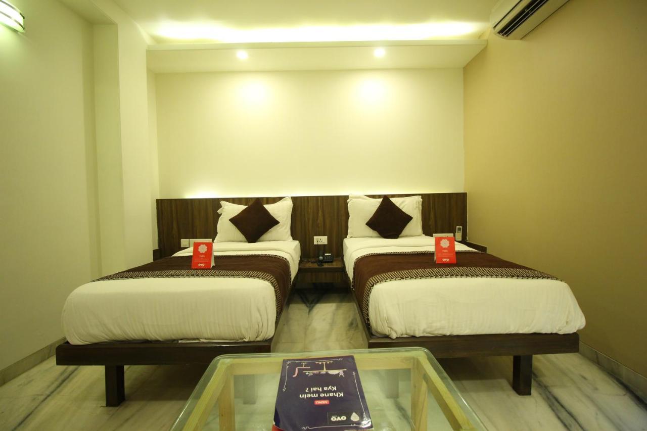 Oyo Flagship 312 Near Ashram Road Hotel 3*