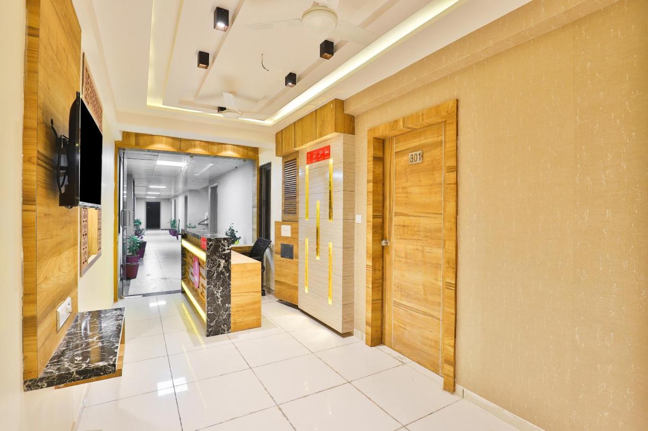 Oyo 22673 Suncity Hotel