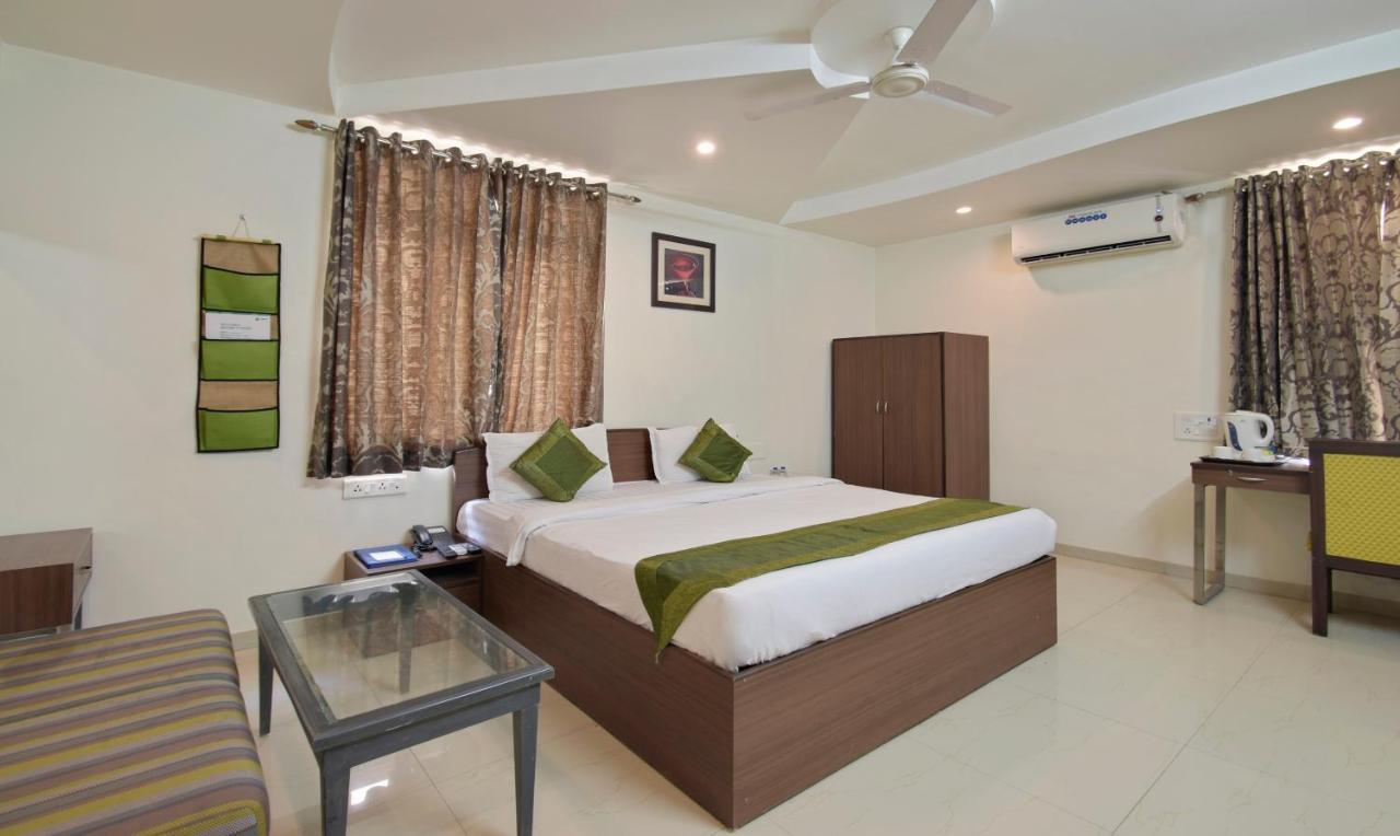 Hotel Capital O 48482 Tribecca Ahmedabad