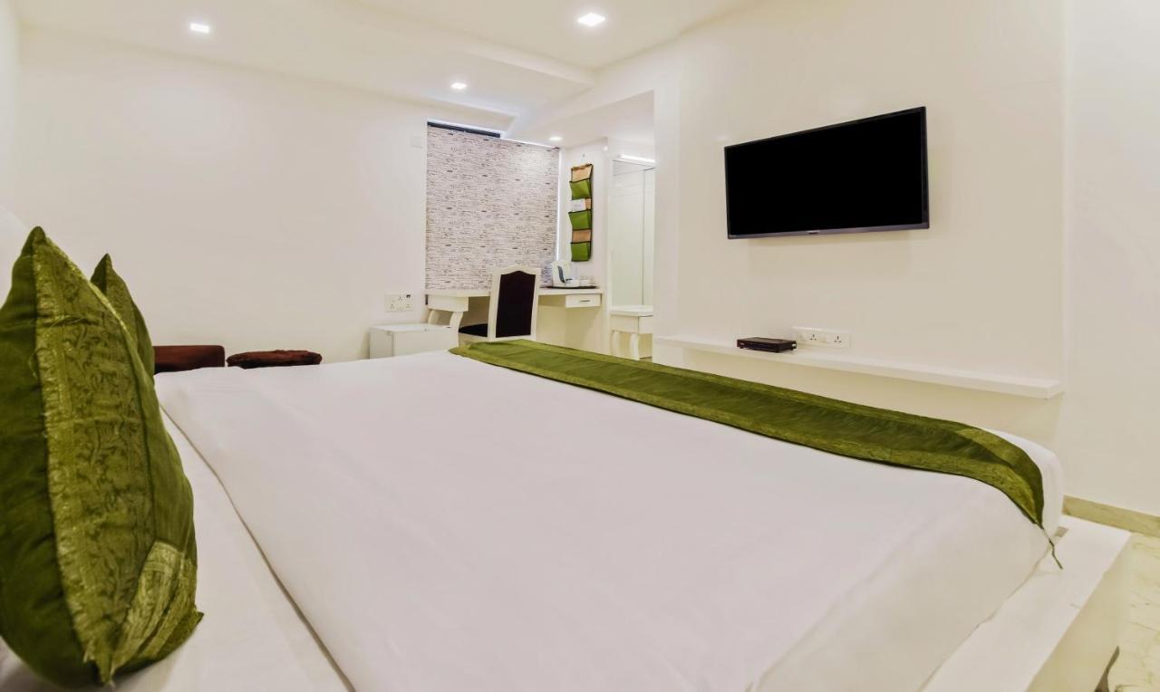 Capital O 48482 Tribecca Ahmedabad