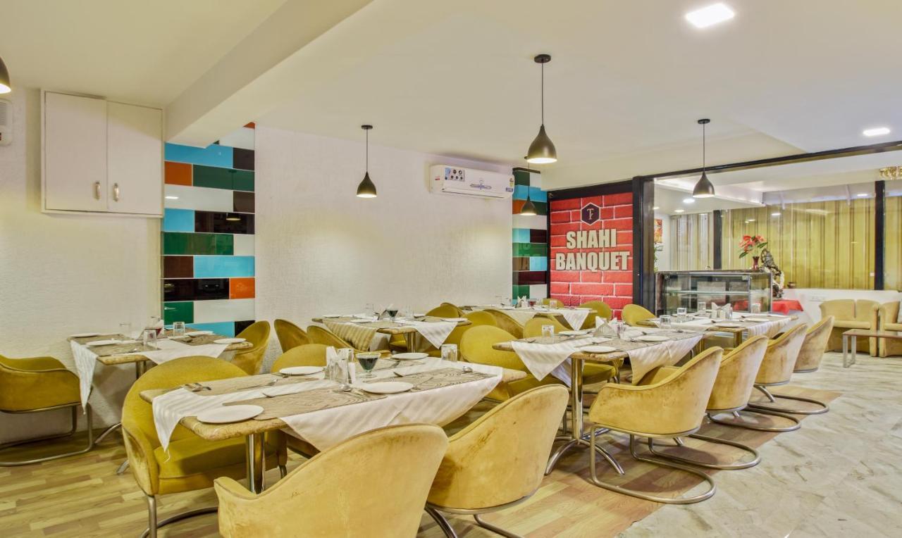 Capital O 48482 Tribecca Hotel
