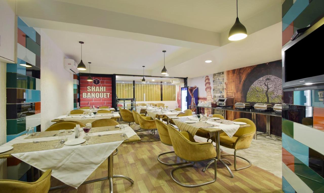 Capital O 48482 Tribecca 3* Ahmedabad