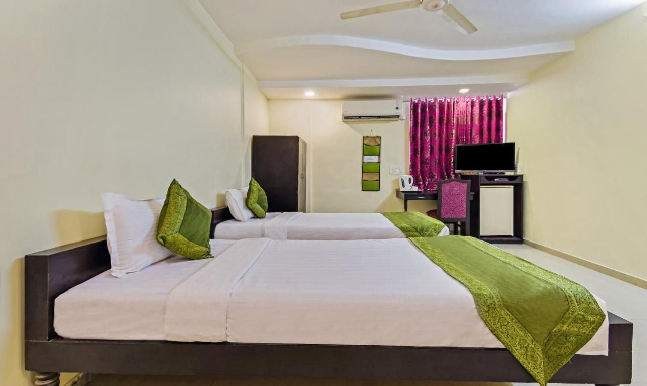 Capital O 48482 Tribecca Hotel 3*