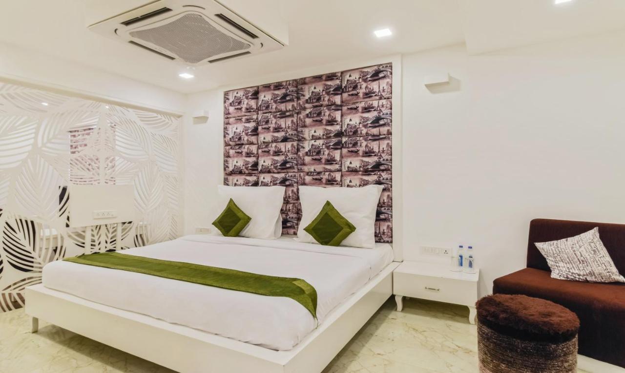 Hotel Capital O 48482 Tribecca Ahmedabad
