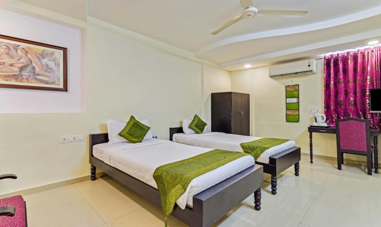 Capital O 48482 Tribecca 3* Ahmedabad