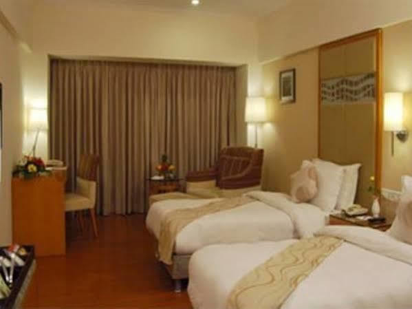 Treebo Trend Parker Hotel Ahmedabad